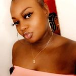 Danielle Reeves - @danielle.reeves.56 - Instagram