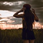 Danielle Laura Risner - @daniellerisner_ - Instagram