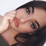 Danielle Robles - @cakefacedaniellee - Instagram