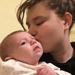 Danielle Rockey - @newmomsunite2019 - Instagram