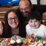 Danielle Saltzman - @momteachbake - Instagram