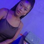 Daniel Samboua           Amoureuse du seigneur ♥️🥰 - @danielle.samboua - Instagram