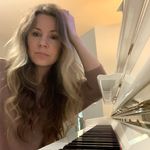 @daniellesamplemusic - Instagram