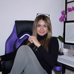 Danielle Saunders - @trading__mining_102 - Instagram
