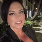 Danielle Schell - @bombschell67 - Instagram