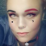 Danielle Schwager - @bedroomgangsta215 - Instagram