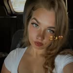 Danielle Scott - @daniellescott1414 - Instagram