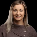 Danielle Verboski - @danielle_sellsct - Instagram