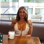 Danielle Scrimshire - @daniellescrimshire - Instagram