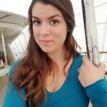 Danielle Feeler - @danielle.shows.up - Instagram