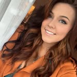 Danielle Smith - @danielle.elizabeth.smith - Instagram