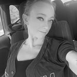 Danielle Spicer - @sassyspice87 - Instagram