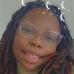 Amara Danielle Spivey - @amaralikesbooks - Instagram