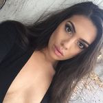 Danielle Springer - @dani.gets.down - Instagram