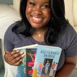 Danielle | Bookstagram - @daniellestaysbooked - Instagram