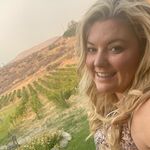 Danielle Steele - @danielle.steele.9406 - Instagram