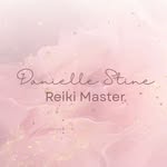 Danielle Stine - @healingenergybydani - Instagram