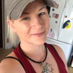 Danielle Stoner - @dani_kat311 - Instagram