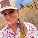 Danielle Strachan - @strachandanielle - Instagram