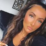 Danielle Strain - @daniellieebelliee - Instagram