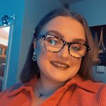 Danielle Strong - @daniellestrong14 - Instagram