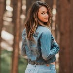 Danielle Travis - @dtrav808 - Instagram