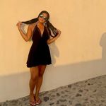 Danielle Trotta - @deetrotta - Instagram