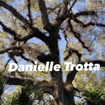 Danielle Trotta - Facebook