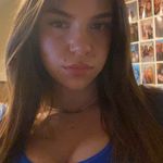 Danielle Tuck - @danielletuck13 - Instagram