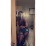 Danielle Tullett - @danielletullett - Instagram