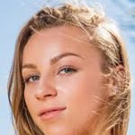 Danielle Vick - @daniellevick607 - Instagram