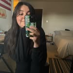Danielle Vickers - @dvnnnnii - Instagram