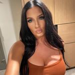 Danielle Vitellaro - @daniellevitellaro - Instagram