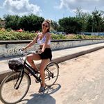 D A N I E L L E - @daniellewebber - Instagram
