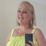 Danielle Wendt - @cloud_themalshi - Instagram