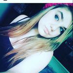 danielle wiles - @heelsisbetterthanboots - Instagram