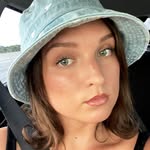 danielle 🍷burg - @daniellewineburg - Instagram