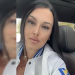 Danielle Wine - @dani__wine - Instagram