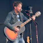 Danny Apple - Facebook