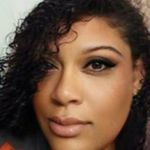 Danyell Wright/ Taystee cakes - @cakes_by_yelli - Instagram