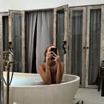 Daphne Blisse - @daphneblisse - Instagram
