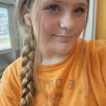 Daphne Booth - @daphnethepurple - Instagram