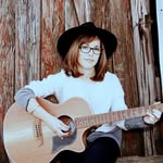 Daphne Brooks - @daphnebrooksmusic - Instagram