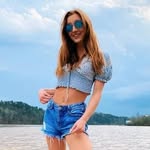 Daphne Calhoun - @daphnecalhoun53 - Instagram