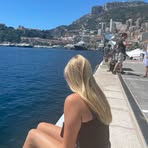 Daphne De Vries - Facebook