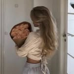 @daphne__donovan.jwk - Instagram