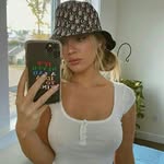 @20daphnedyson24 - Instagram