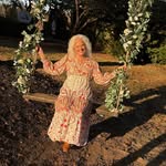 Daphne Fuller Hanson - @daphnehanson - Instagram