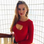 Daphne Hart - @daphnehart93 - Instagram