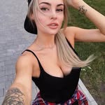 Daphne Main - @daphnemain54 - Instagram